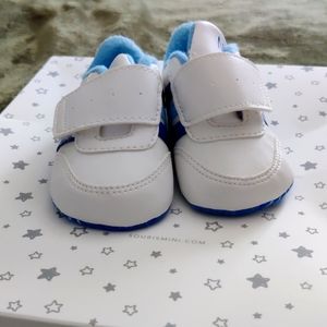New without tags. Adidas infant shoes. Size 3K for 9 month old.